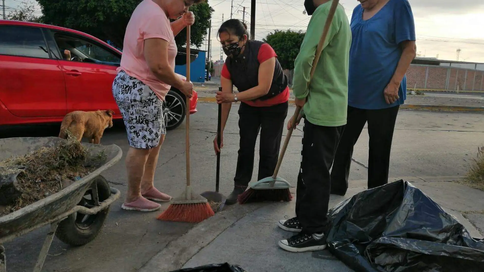 Se unen para mejorar su entorno 1